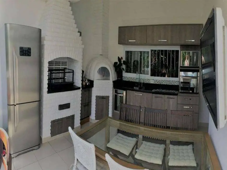Foto 5 de Sobrado com 4 Quartos à venda, 600m² em Cidade Jardim, São Paulo