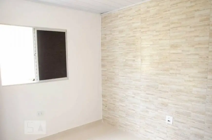 Foto 1 de Apartamento com 1 Quarto para alugar, 18m² em Vila Mazzei, São Paulo