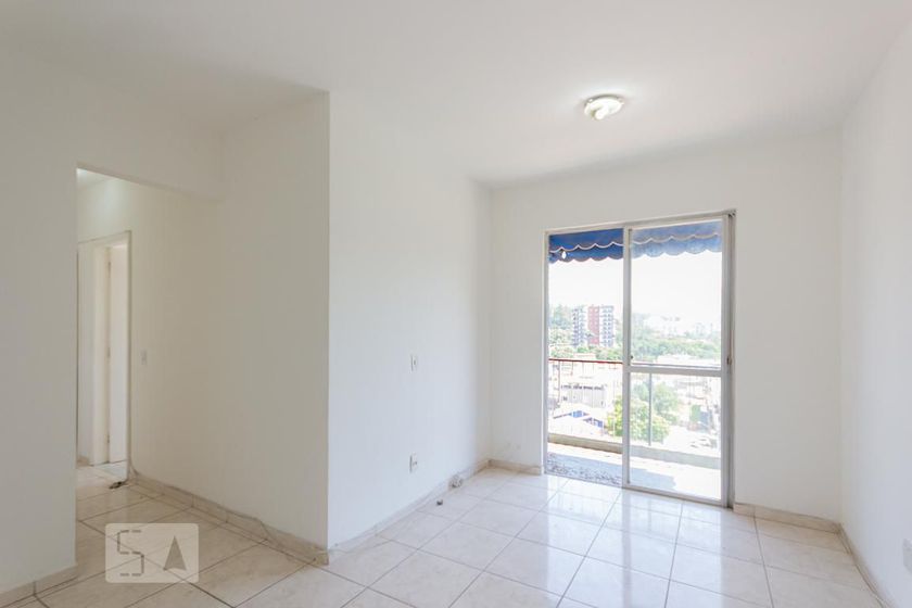 Foto 1 de Apartamento com 2 Quartos para alugar, 55m² em Freguesia, Rio de Janeiro