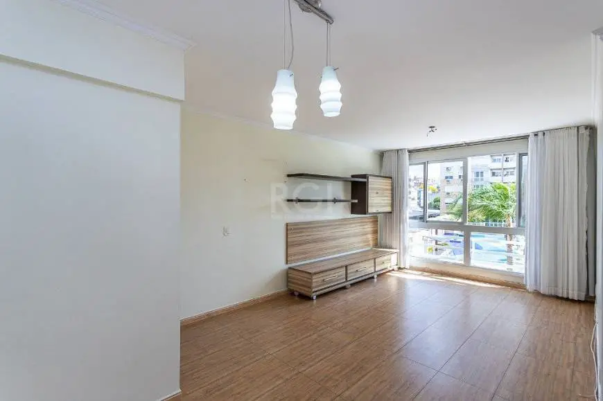 Foto 2 de Apartamento com 3 Quartos à venda, 94m² em Jardim Botânico, Porto Alegre