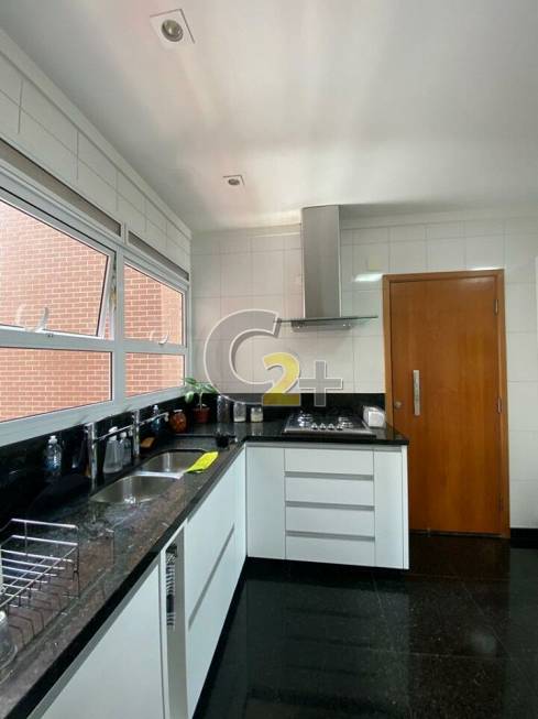 Foto 1 de Apartamento com 4 Quartos à venda, 200m² em Jardim Anália Franco, São Paulo