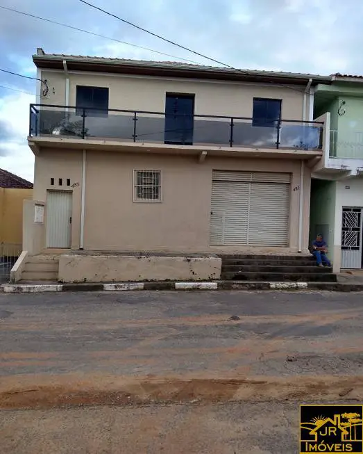 Foto 1 de Casa com 3 Quartos à venda, 250m² em , Cunha