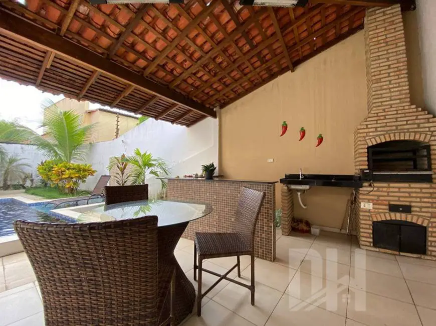 Foto 5 de Casa com 5 Quartos à venda, 265m² em Morada do Sol, Teresina