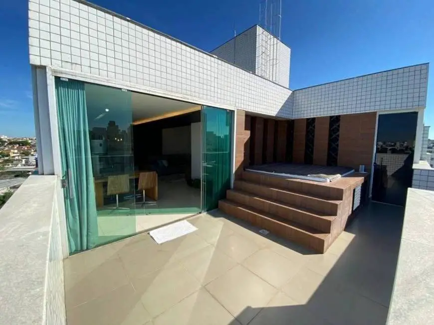 Foto 1 de Cobertura com 4 Quartos para alugar, 230m² em Castelo, Belo Horizonte