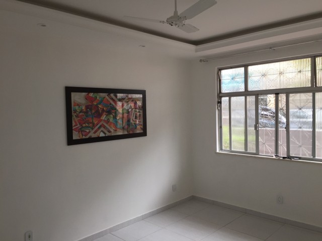 Foto 1 de Apartamento com 3 Quartos para alugar, 100m² em Pitangueiras, Rio de Janeiro
