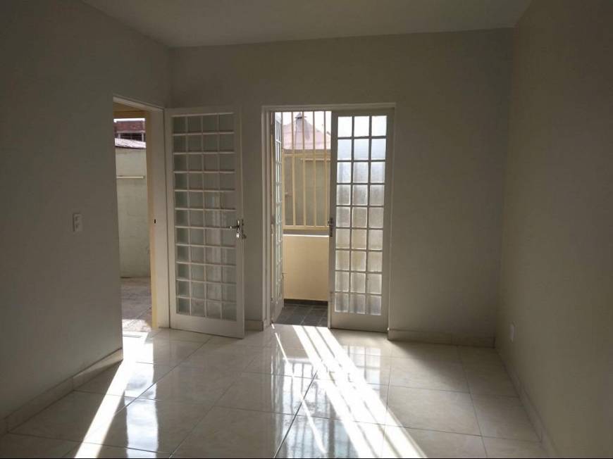 Foto 5 de Apartamento com 3 Quartos para alugar, 81m² em Universitário, Uberaba
