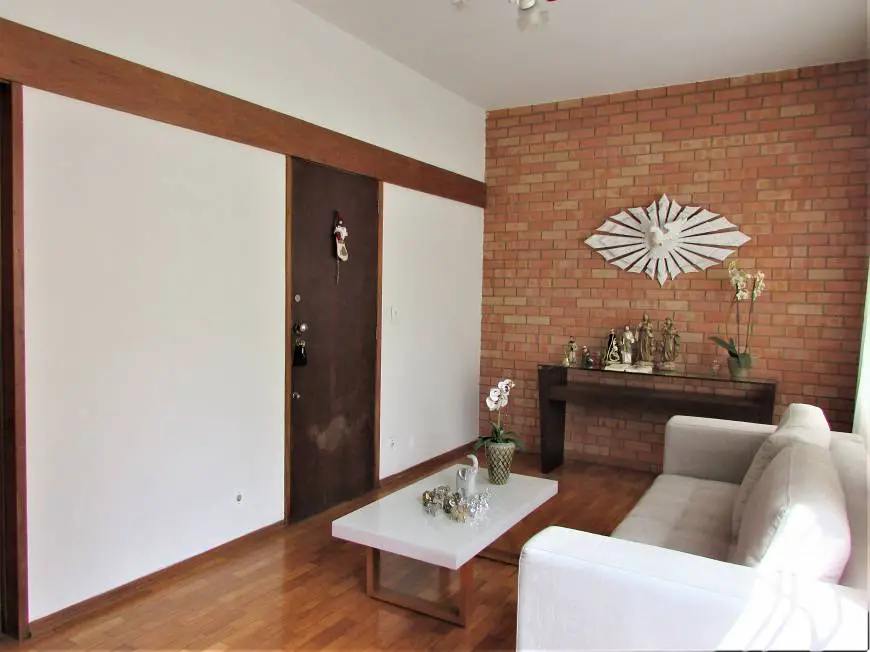 Foto 1 de Apartamento com 4 Quartos à venda, 154m² em Santo Antônio, Belo Horizonte