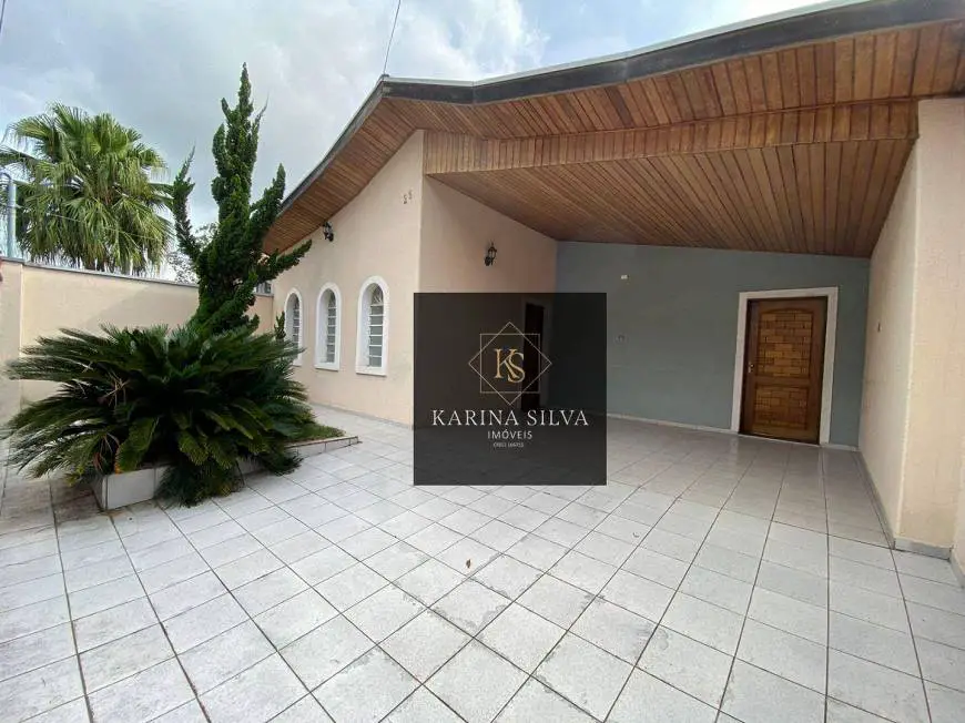 Foto 1 de Casa com 3 Quartos para alugar, 170m² em Jardim Independência, Taubaté