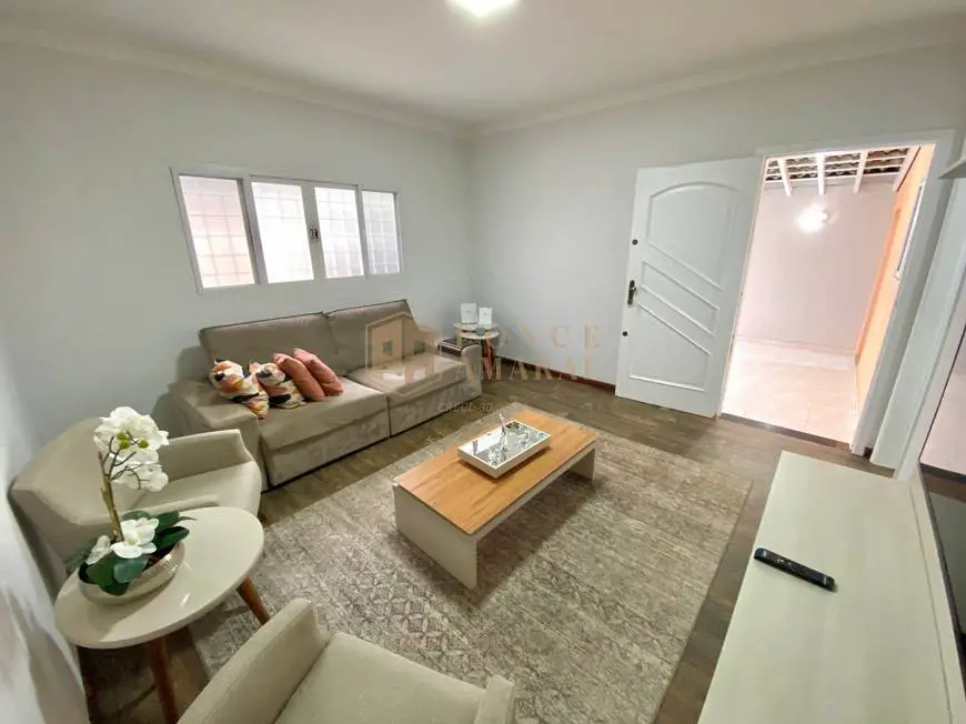 Foto 1 de Casa com 3 Quartos para alugar, 163m² em Jardim Solange, Bauru