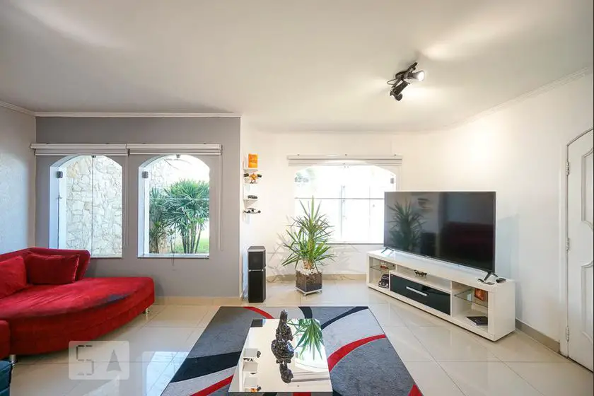 Foto 3 de Casa com 4 Quartos para alugar, 225m² em Vila Carrão, São Paulo