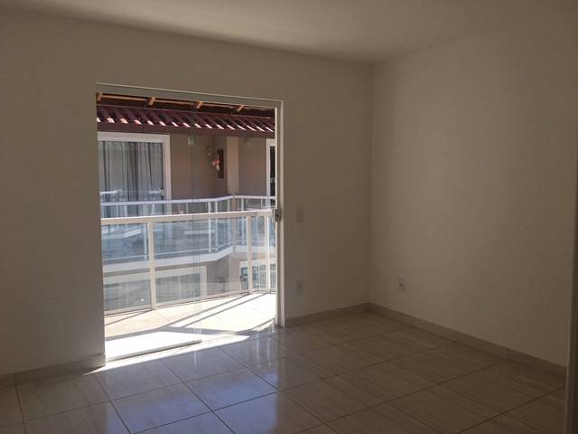 Foto 2 de Casa de Condomínio com 2 Quartos à venda, 70m² em Barroso, Teresópolis