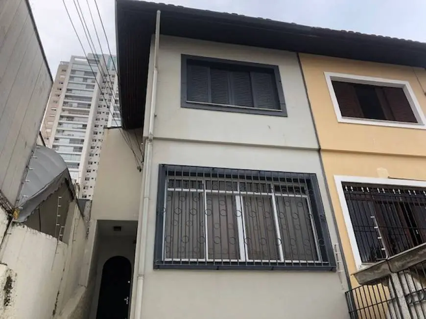 Foto 1 de Sobrado com 3 Quartos para alugar, 130m² em Vila Alexandria, São Paulo
