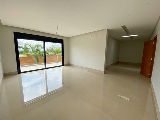 Foto 4 de Sobrado com 4 Quartos à venda, 455m² em Residencial Alphaville Flamboyant, Goiânia