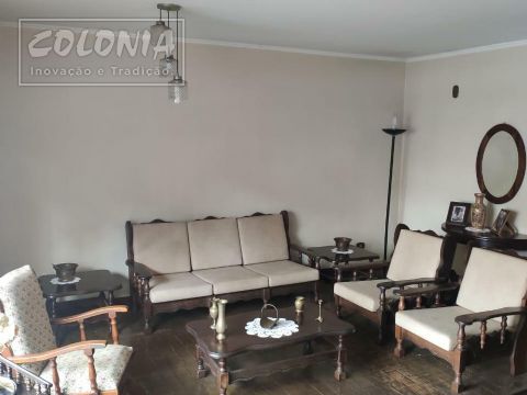 Foto 1 de Sobrado com 4 Quartos à venda, 243m² em Vila Bastos, Santo André