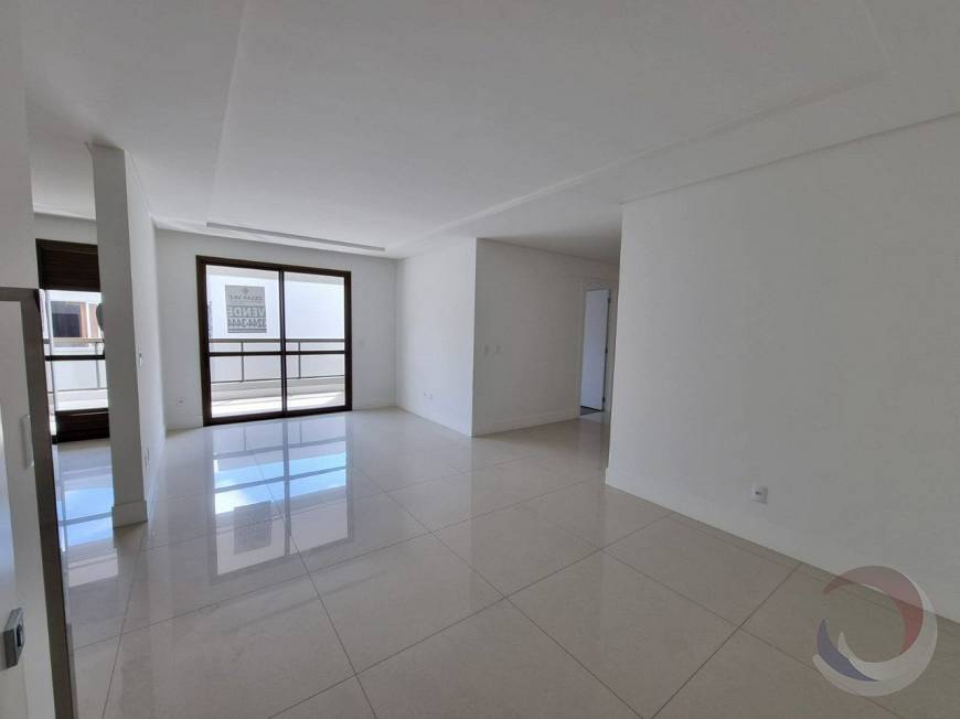 Foto 1 de Apartamento com 2 Quartos à venda, 91m² em Balneário, Florianópolis
