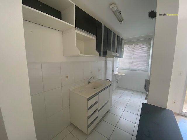 Foto 3 de Apartamento com 2 Quartos para alugar, 51m² em Tiradentes, Campo Grande
