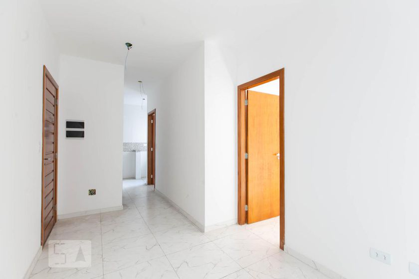 Foto 2 de Apartamento com 2 Quartos para alugar, 49m² em Vila Rosária, São Paulo