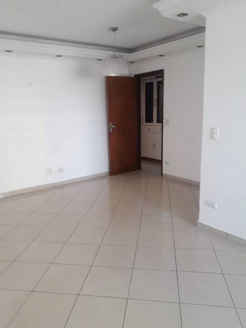 Foto 2 de Apartamento com 3 Quartos para alugar, 102m² em Jardim Higienopolis, Londrina