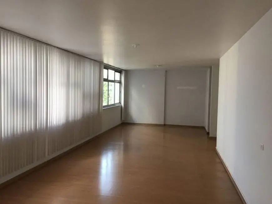 Foto 1 de Apartamento com 4 Quartos à venda, 215m² em Icaraí, Niterói