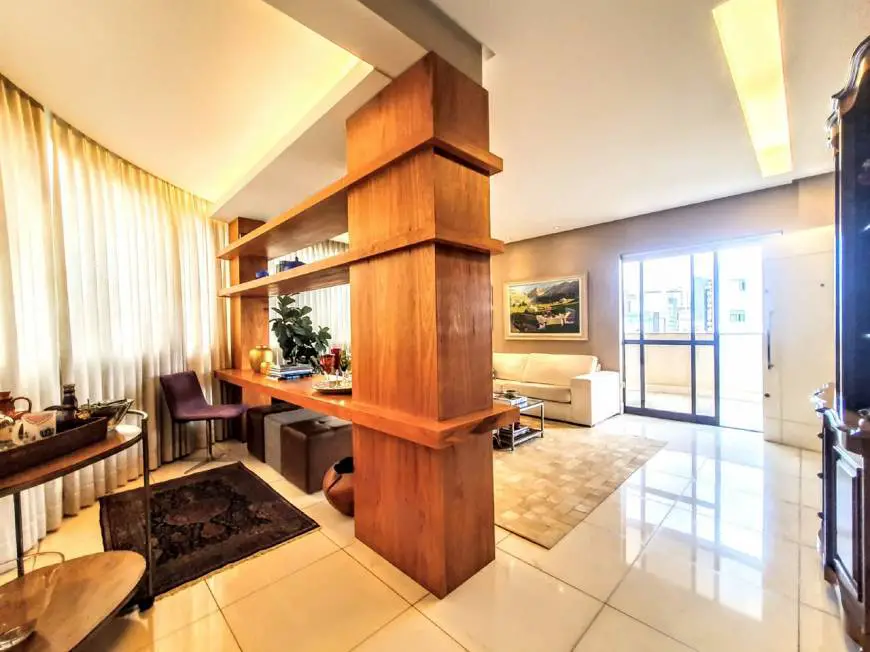Foto 1 de Apartamento com 4 Quartos à venda, 212m² em União, Belo Horizonte