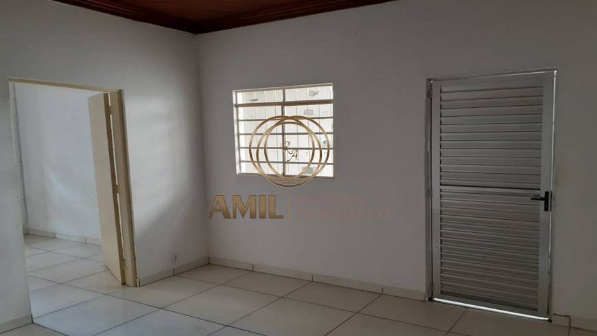 Foto 1 de Casa com 2 Quartos para alugar, 100m² em Centro, São José dos Campos