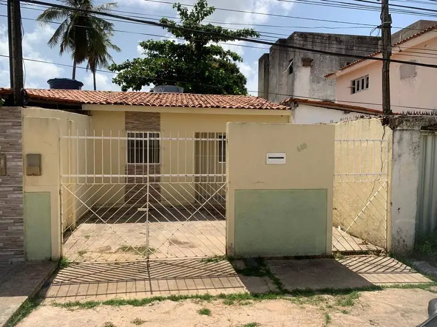 Foto 1 de Casa com 2 Quartos à venda, 48m² em Pau Amarelo, Paulista