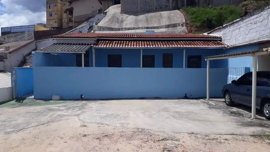 Foto 1 de Casa com 2 Quartos para alugar, 50m² em Santa Cruz, Belo Horizonte