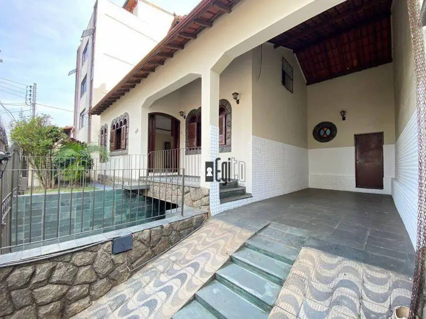 Foto 1 de Casa com 3 Quartos à venda, 360m² em Cascatinha, Juiz de Fora