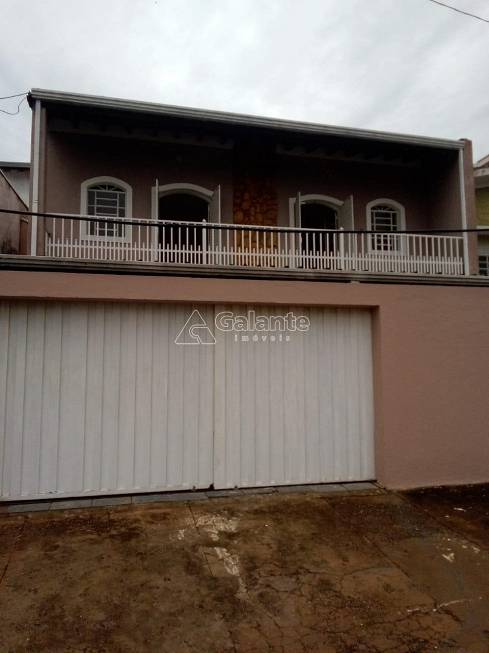 Foto 1 de Casa com 3 Quartos para alugar, 265m² em Jardim Leonor, Campinas