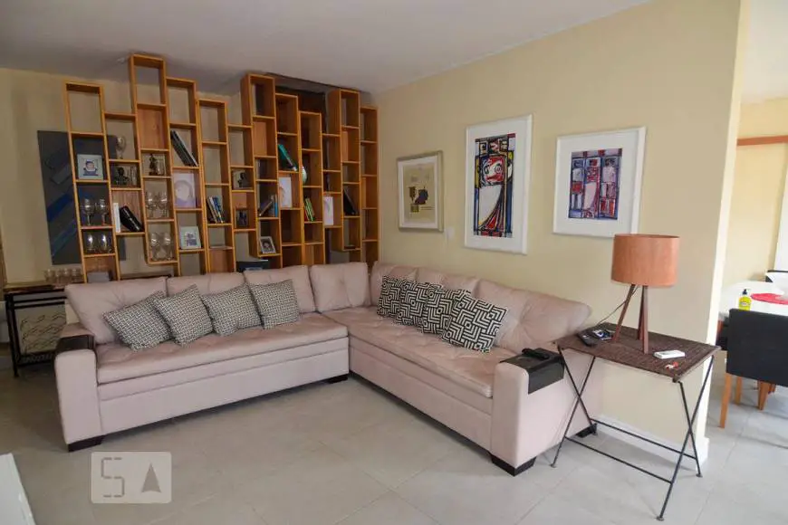 Foto 2 de Casa com 3 Quartos para alugar, 90m² em Laranjeiras, Rio de Janeiro