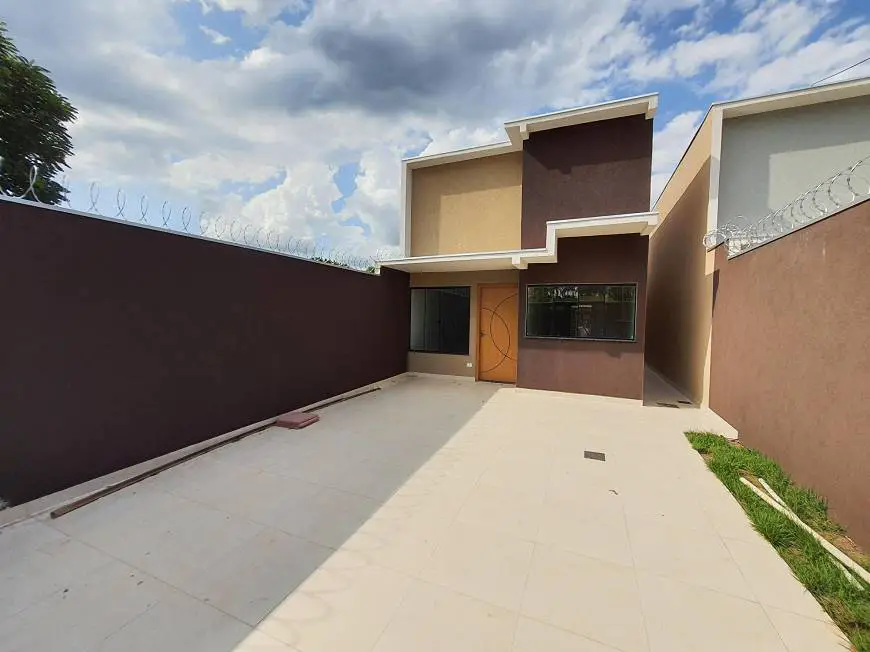 Foto 2 de Casa com 3 Quartos à venda, 90m² em Vila Nossa Senhora das Graças, Campo Grande