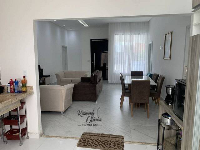 Foto 2 de Casa de Condomínio com 4 Quartos para alugar, 180m² em Ponta Negra, Manaus