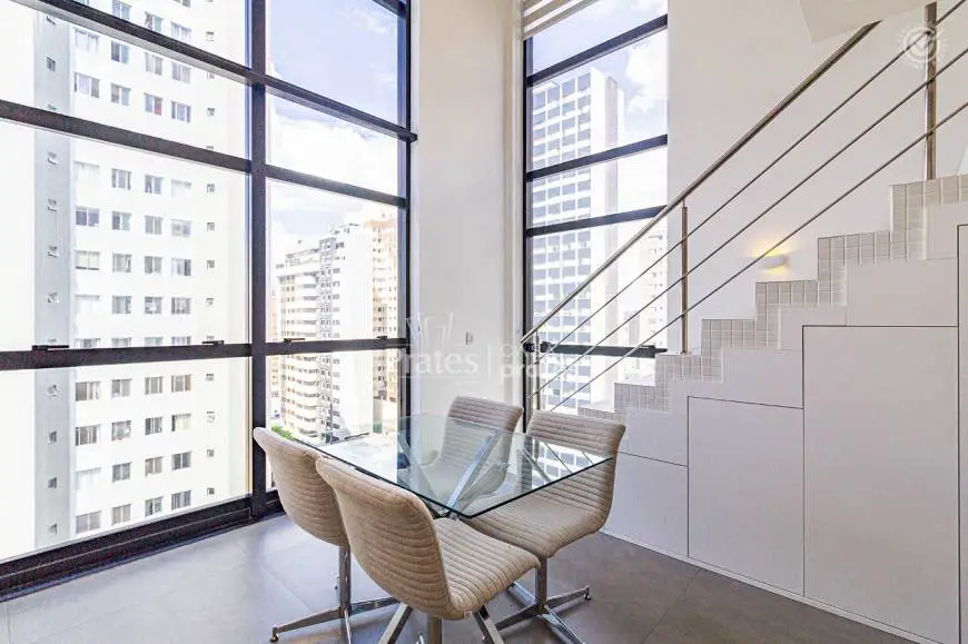 Foto 2 de Apartamento com 1 Quarto à venda, 66m² em Bigorrilho, Curitiba
