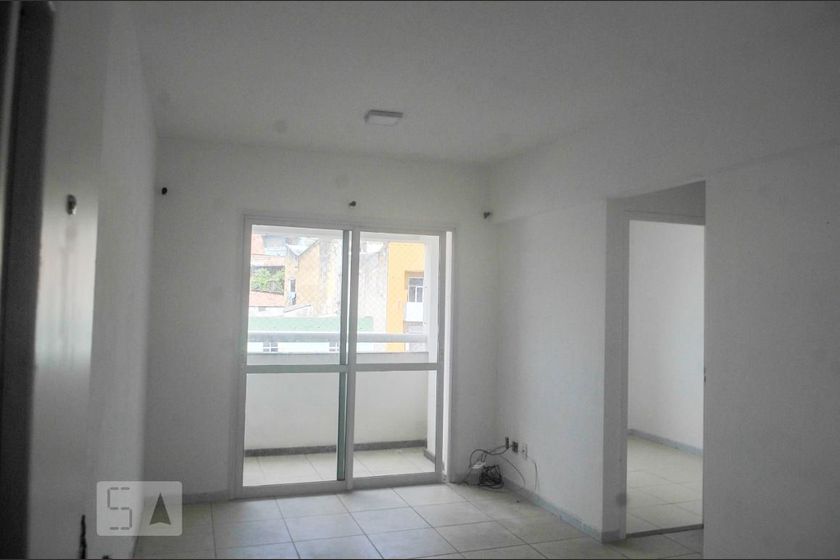 Foto 2 de Apartamento com 2 Quartos para alugar, 55m² em Matatu, Salvador