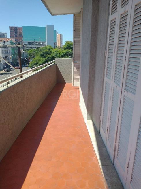 Foto 2 de Apartamento com 3 Quartos à venda, 99m² em Azenha, Porto Alegre