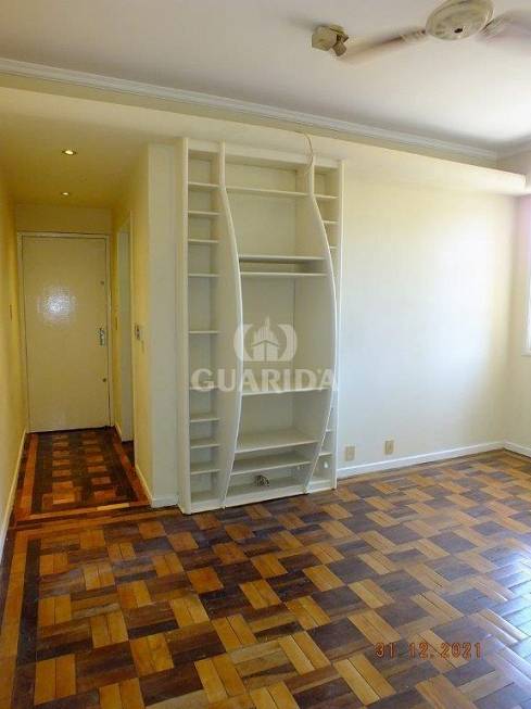 Foto 5 de Apartamento com 3 Quartos para alugar, 83m² em Petrópolis, Porto Alegre