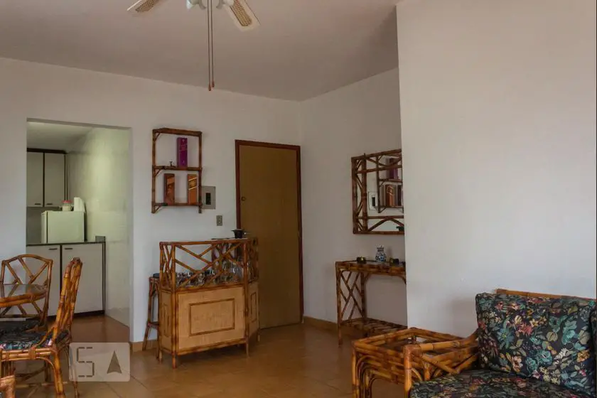 Foto 4 de Casa com 2 Quartos para alugar, 93m² em Vila Tupi, Praia Grande
