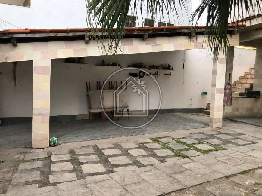 Foto 4 de Casa com 3 Quartos à venda, 280m² em Bento Ribeiro, Rio de Janeiro