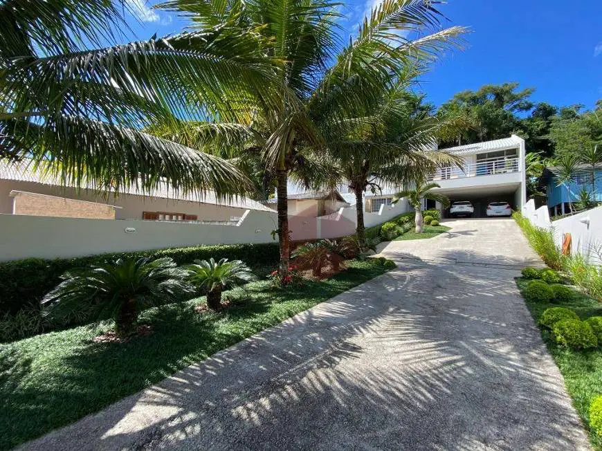 Foto 1 de Casa com 3 Quartos à venda, 198m² em Jurerê, Florianópolis