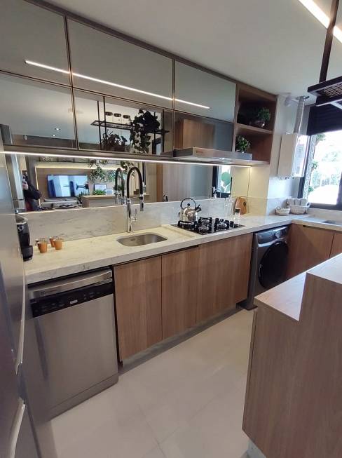 Foto 5 de Apartamento com 1 Quarto à venda, 558m² em Portão, Curitiba