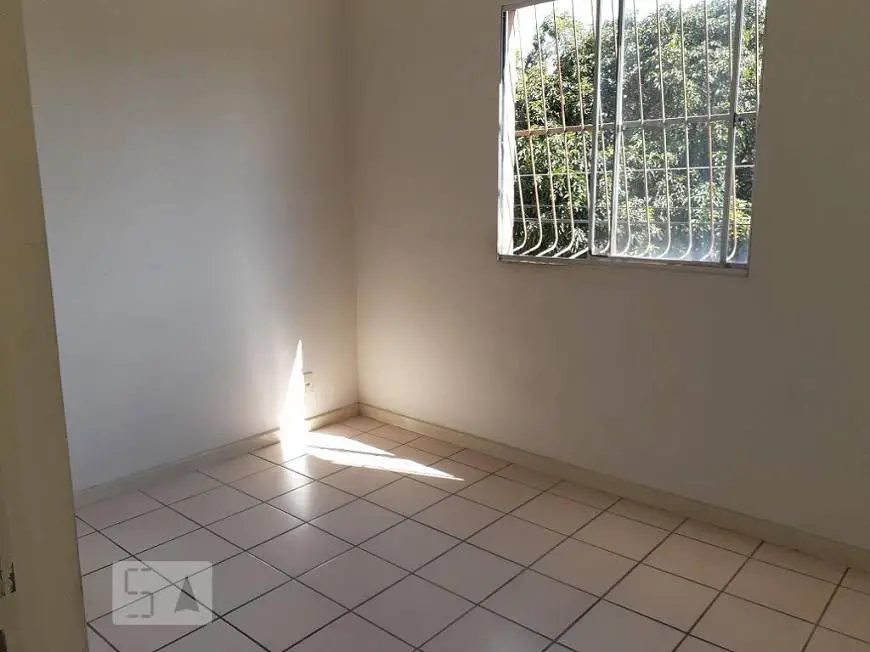 Foto 4 de Apartamento com 2 Quartos para alugar, 45m² em Heliópolis, Belo Horizonte