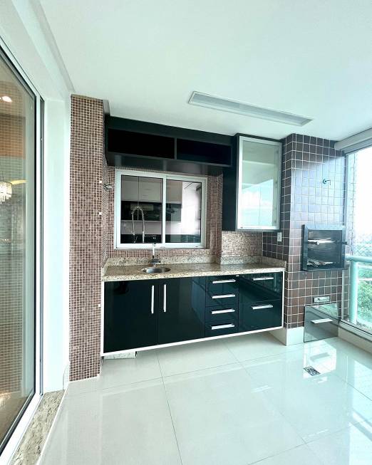 Foto 2 de Apartamento com 3 Quartos à venda, 155m² em Aleixo, Manaus