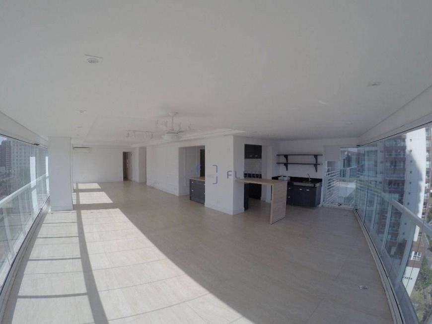 Foto 5 de Apartamento com 3 Quartos à venda, 210m² em Campo Belo, São Paulo