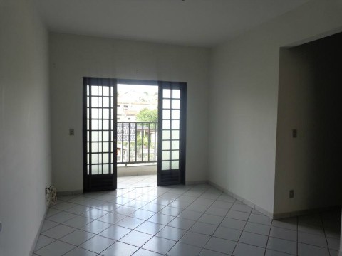 Foto 1 de Apartamento com 3 Quartos para alugar, 100m² em Parque do Mirante, Uberaba
