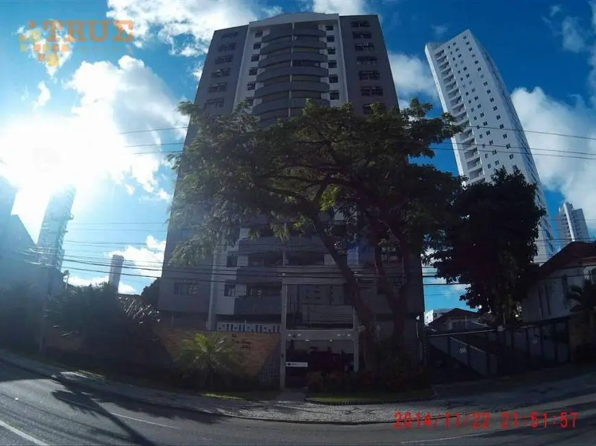 Foto 2 de Apartamento com 3 Quartos à venda, 118m² em Torre, Recife