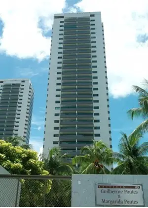 Foto 3 de Apartamento com 4 Quartos à venda, 235m² em Apipucos, Recife