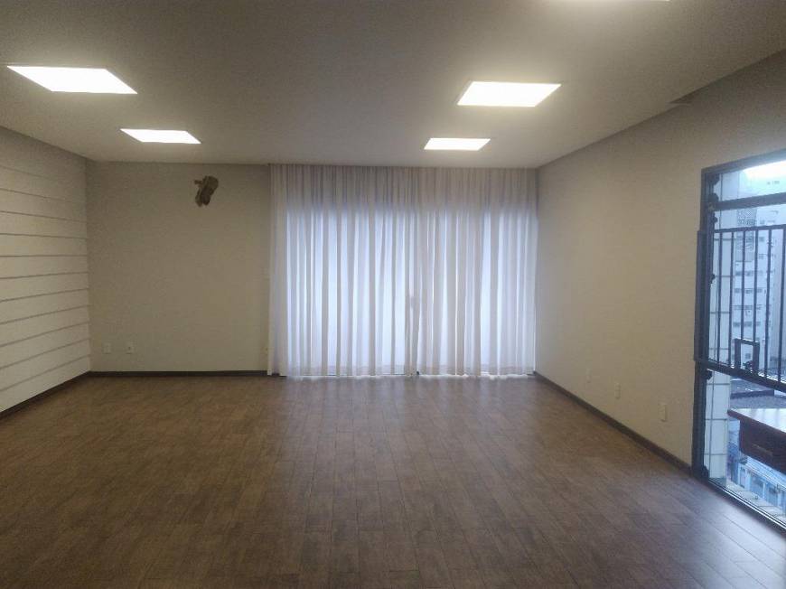 Foto 1 de Apartamento com 4 Quartos à venda, 292m² em Boqueirão, Santos