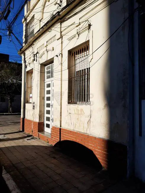 Foto 3 de Casa com 2 Quartos para alugar, 10m² em Centro, Pelotas