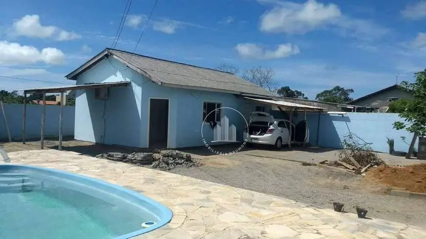 Foto 2 de Casa com 2 Quartos à venda, 54m² em São João do Rio Vermelho, Florianópolis