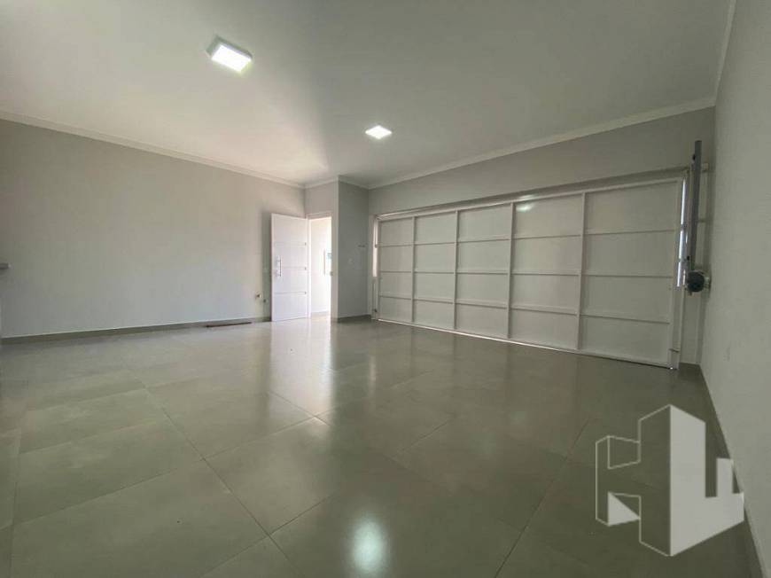 Foto 1 de Casa com 3 Quartos para alugar, 250m² em Jardim Dona Emília , Jaú